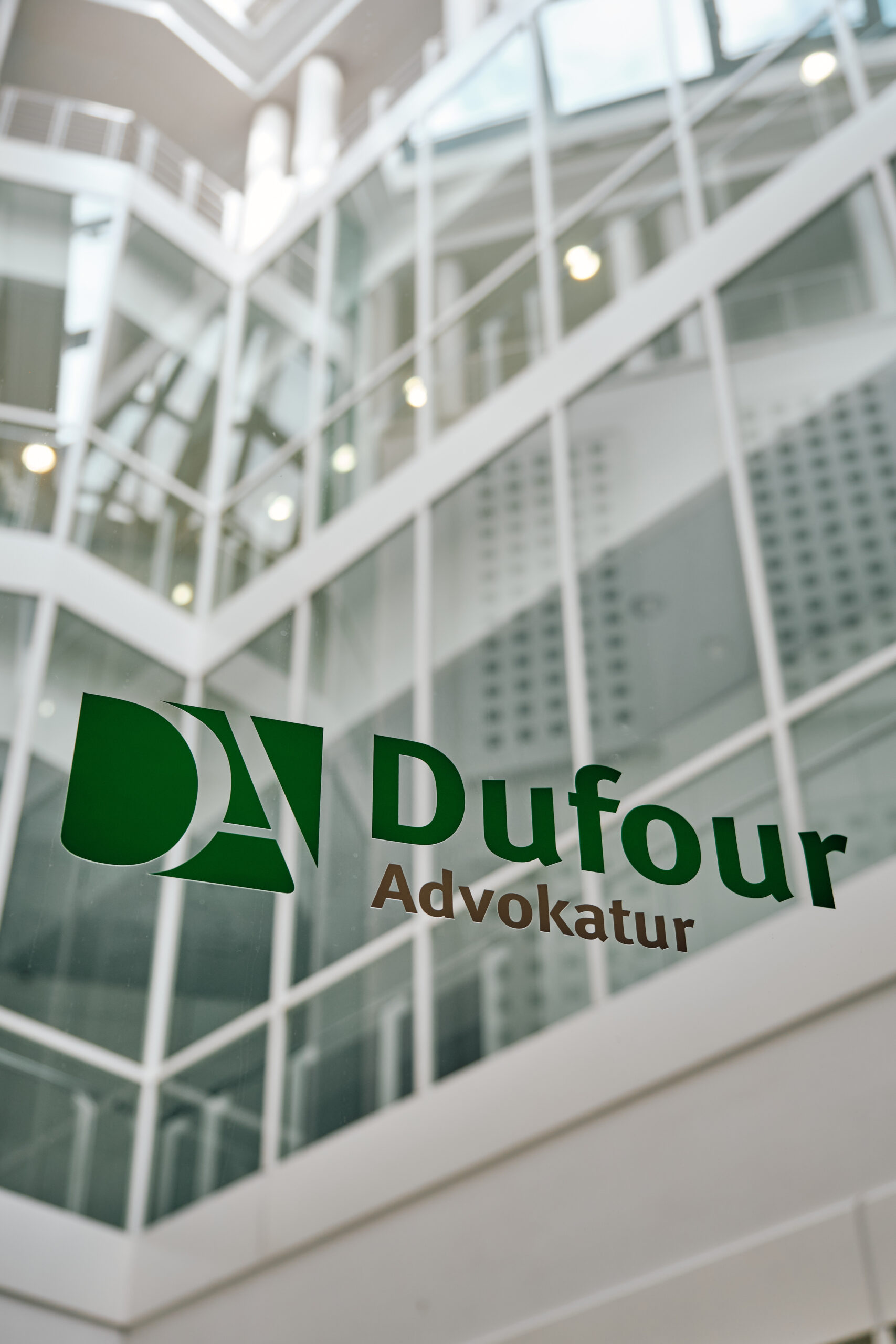 DUFOUR Advokatur